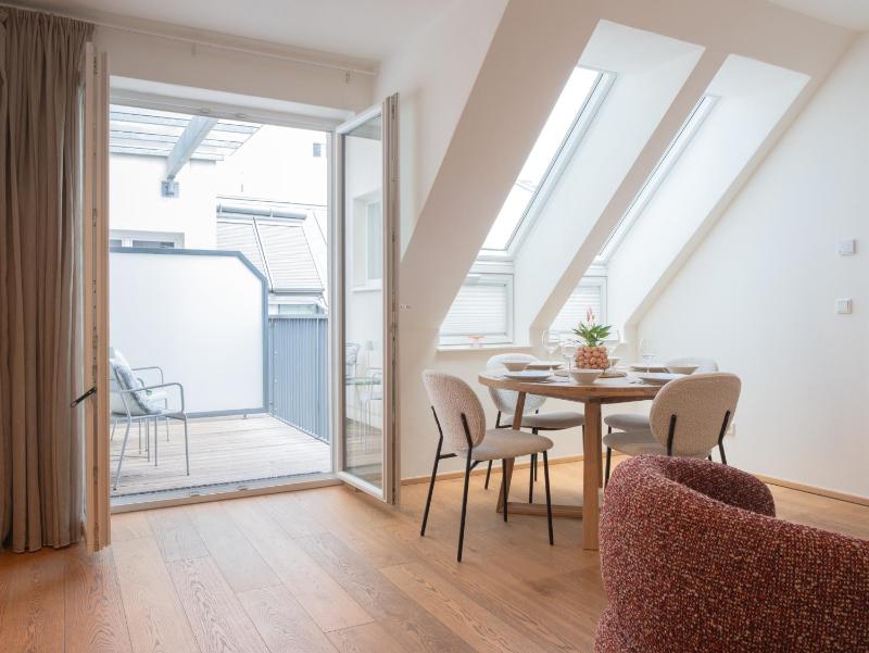 Apartment with Balcony image 3