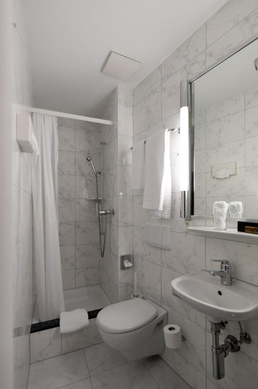 Single Room image 2