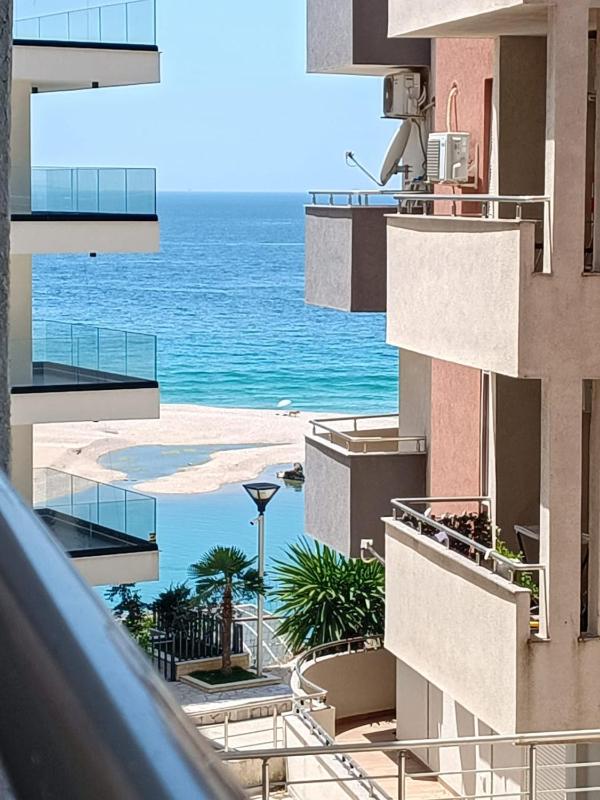 Saranda Xhulial 3 Apartment - image 10