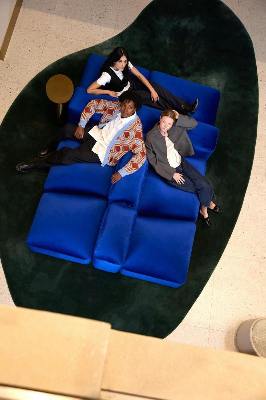 W Dallas - image 4