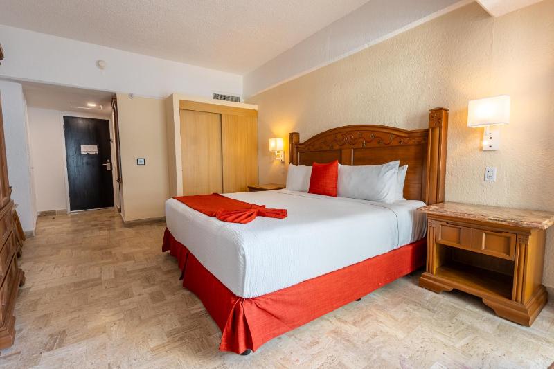 Copacabana Beach Hotel Acapulco - image 6