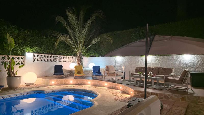 Wonderful villa with private pool summer kitchen - image 32