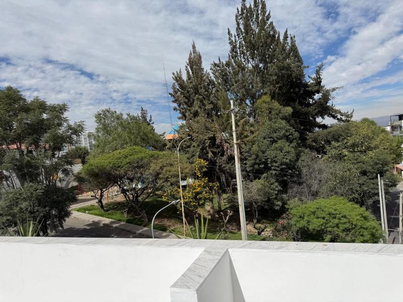 Casa de lujo Fast Wifi Jacuzzi lavaseca Ping Pong Nintendo switch Bbq 4BR - image 11