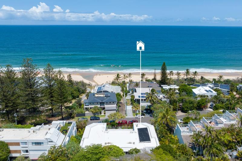 Sunshine Beach Views - image 14