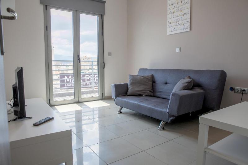 Lak Peristeri Homes 50m from metro station - image 6
