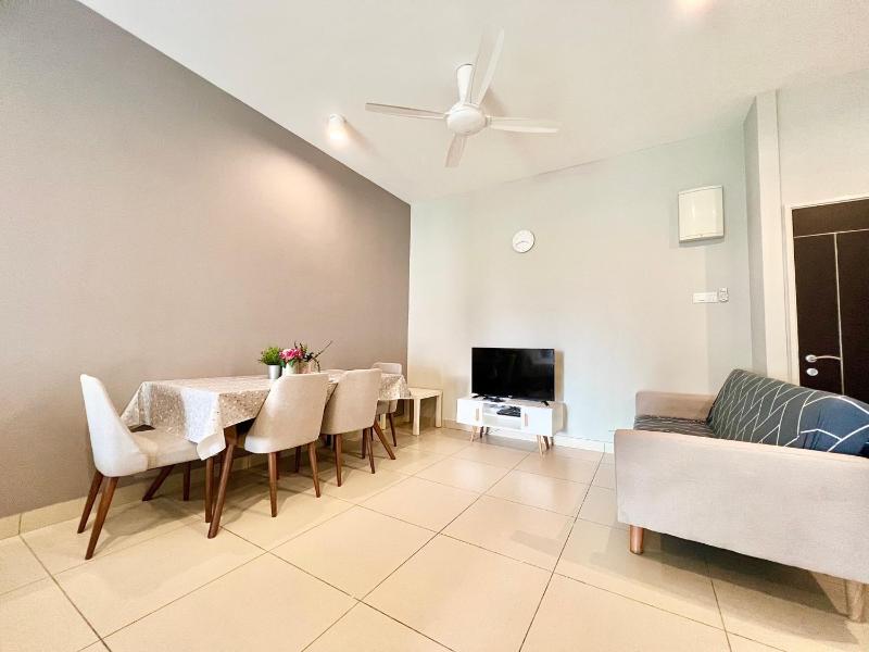ELECTUS HOME at MIDHILLS GENTING - FREE WiFi & Parking - image 14