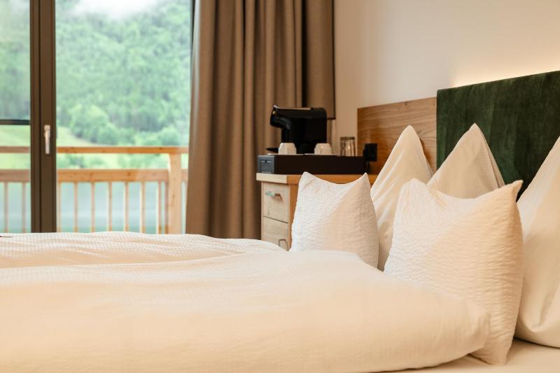 Superior Double Room image 4