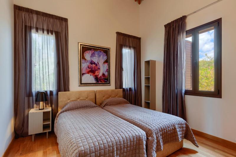Two-Bedroom Villa image 3