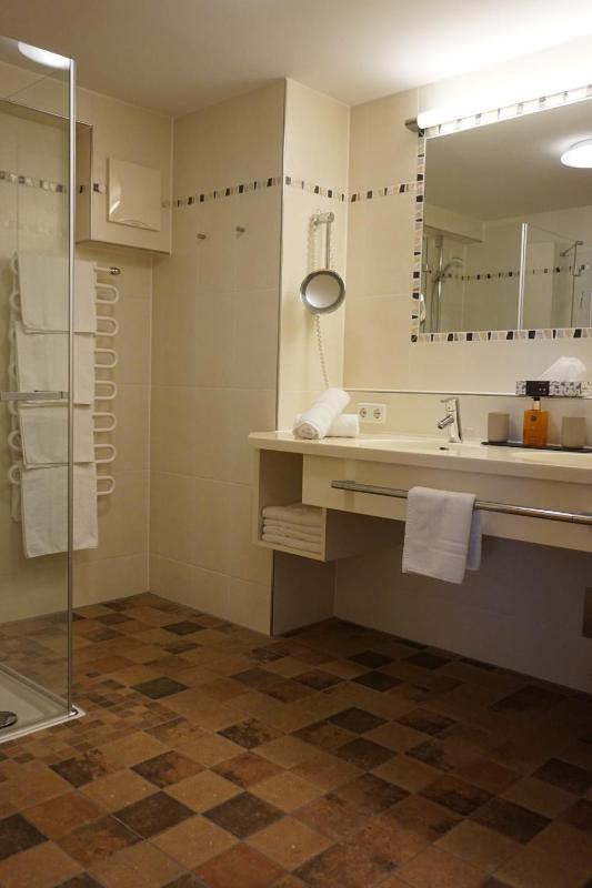 Two-Bedroom Apartment (4 Adults + 2 Children) image 4