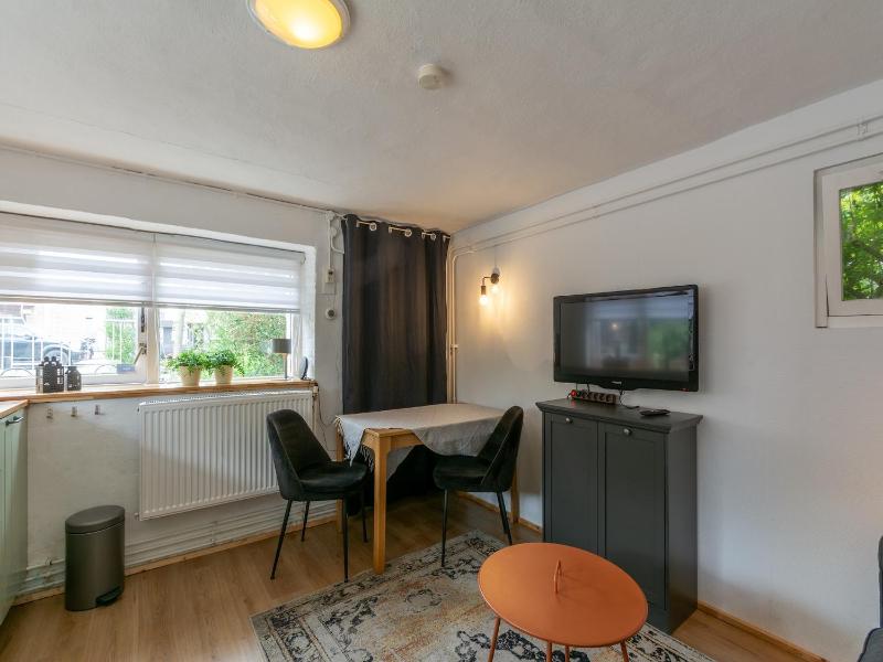 Holiday Home in Callantsoog near Beach - image 11
