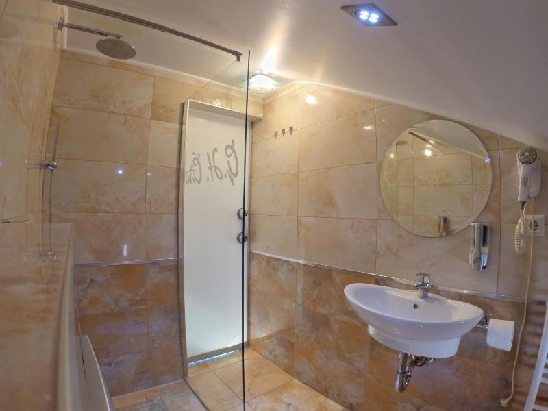 ĆIRO GUEST HOUSE-free parking - image 7