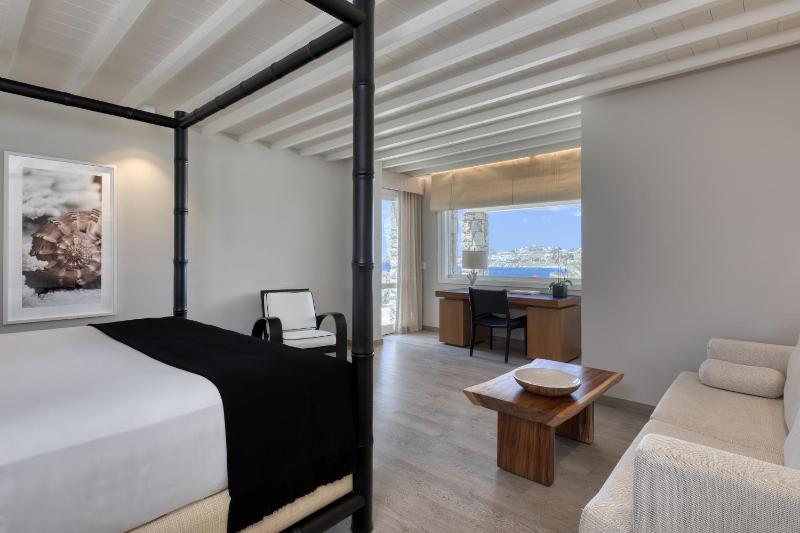 Resort, Suite, Sea view, Balcony image 1