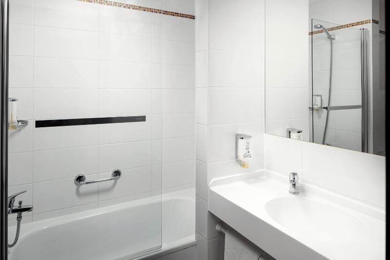Hotel Ambiance - image 5