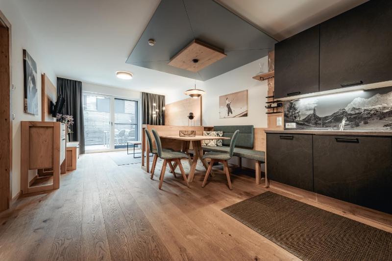Apartment with Terrace image 3