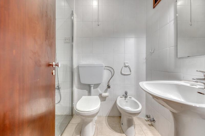 Budget Double Room image 4