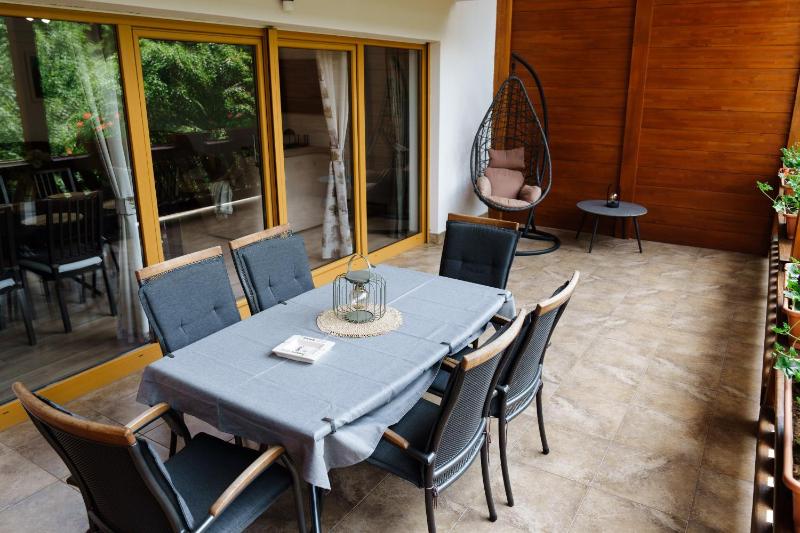 Three-Bedroom Apartment image 4