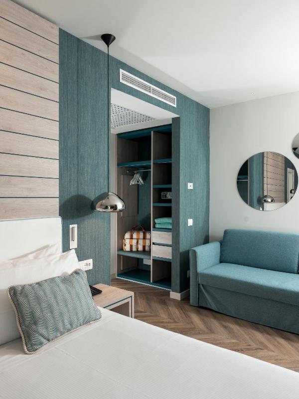 Hotel Tirrenia - image 16