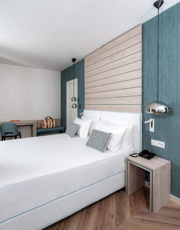 Hotel Tirrenia - image 10