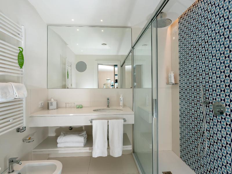 Hotel Tirrenia - image 40