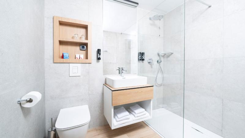 Classic Room with Balcony Park Side - Extra Bed image 4