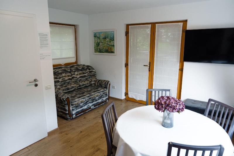Superior Apartment image 2