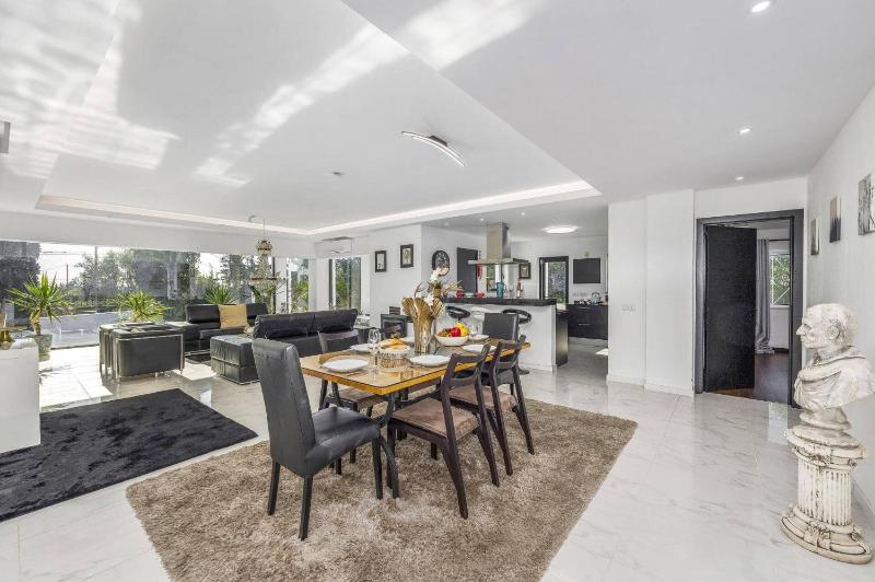 Villa Sylisia by Villa Plus - image 8
