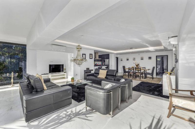 Villa Sylisia by Villa Plus - image 26