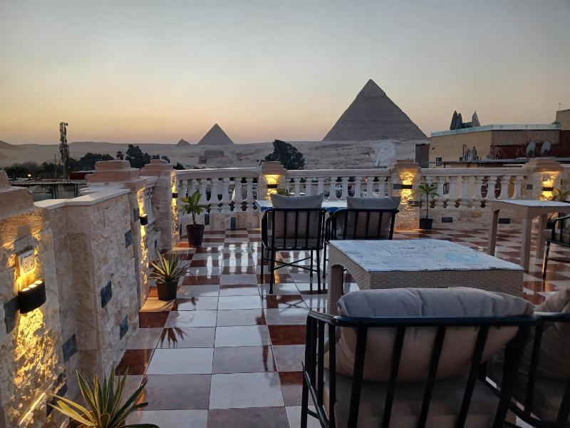 karma pyramids view inn - image 11