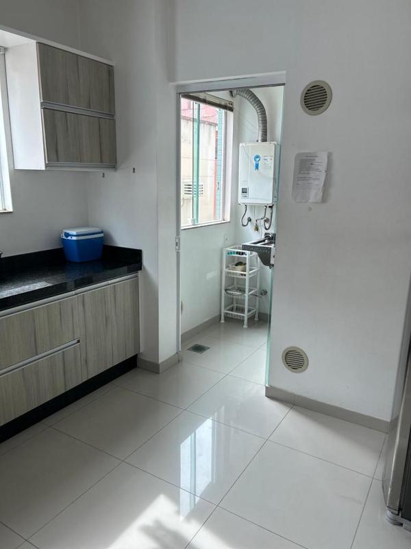 APARTAMENTO AMPLO - 3 SUÍTES - VISTA DESLUMBRANTE para O MAR NO CENTRO DE ITAPEMA SC - image 25