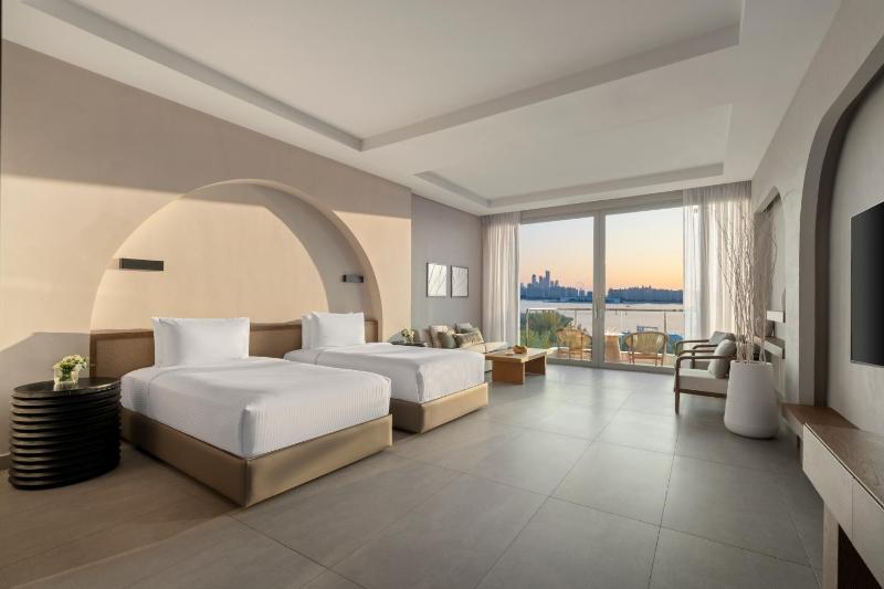 Premium Room with Sea View image 1