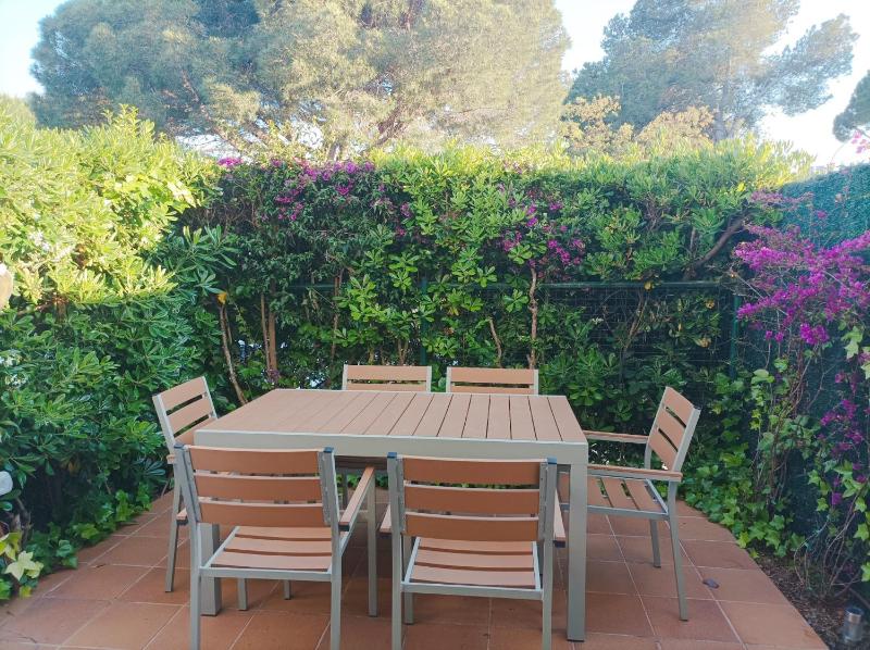 Casa Orquidies I by HR Costabrava - image 16