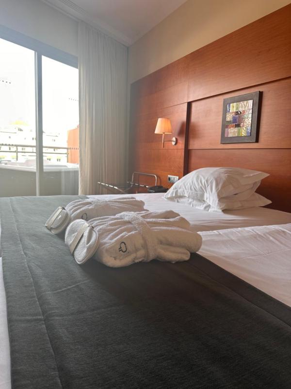 Suite with Spa Bath image 4