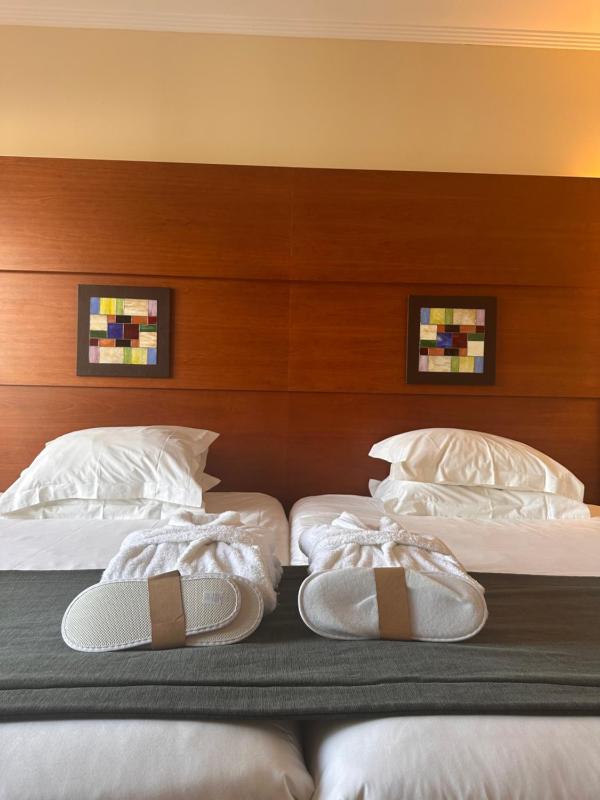 Suite with Spa Bath image 1