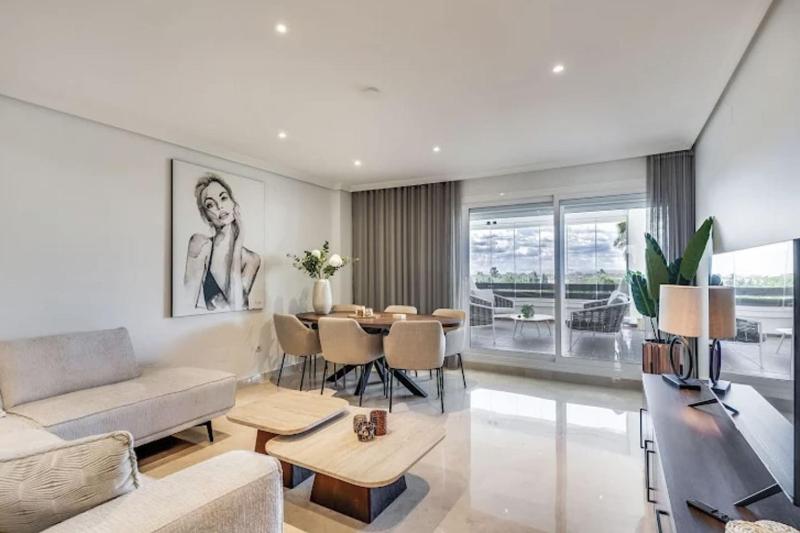 2BR apartment with pool and sea view - image 1