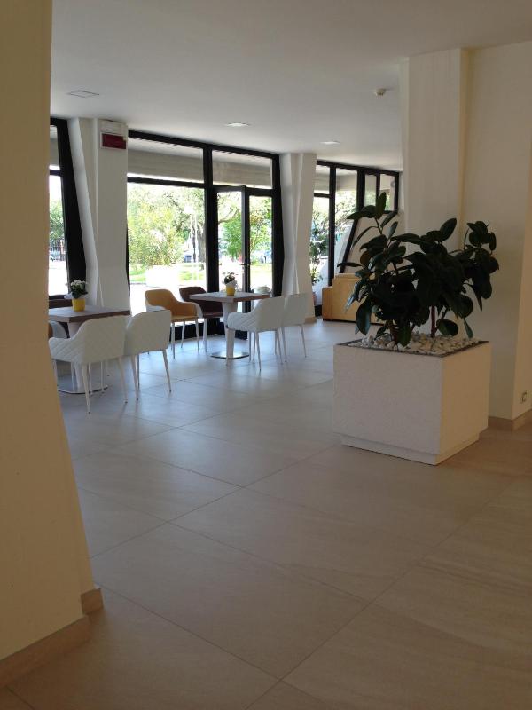Hotel Holiday - image 37