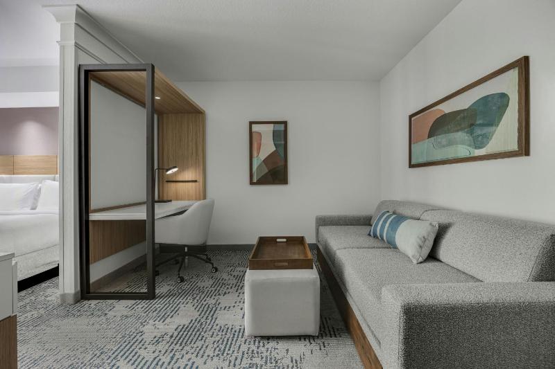 SpringHill Suites by Marriott Jacksonville North I-95 Area - image 7