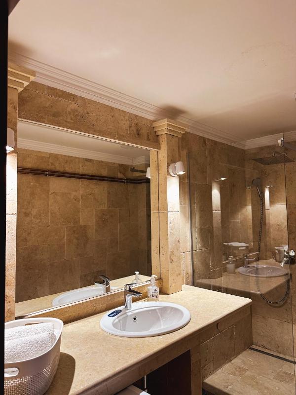 Villa image 3