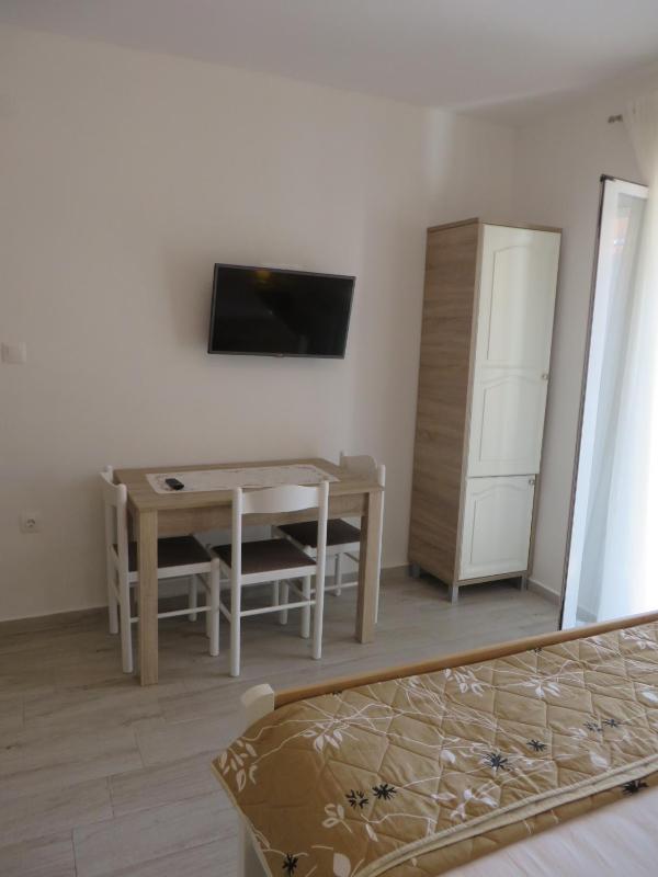 Antonija Apartments with Pool - image 17