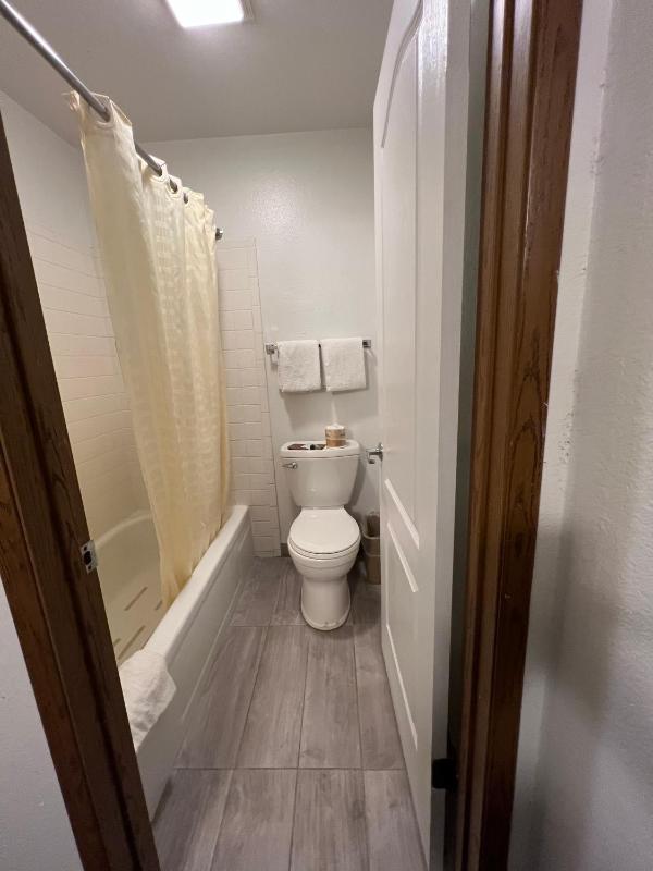 Double Room image 2