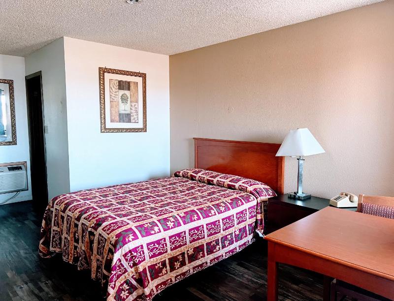 King Room image 2