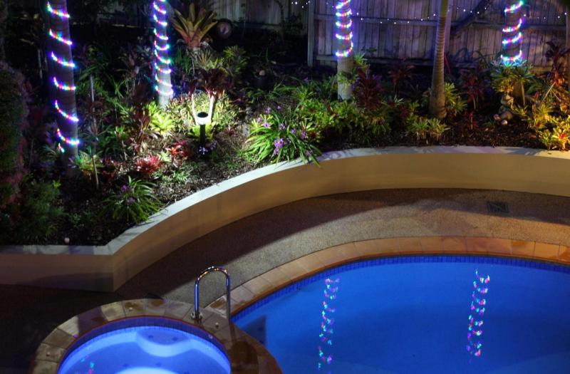 Mariners Resort Kings Beach - image 3