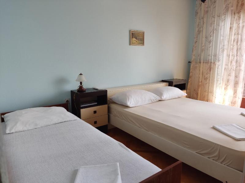 4 bedrooms Apartment 50-70m to the Sea Dramalj until 11 people - image 26