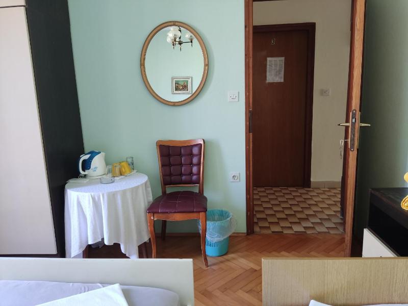 4 bedrooms Apartment 50-70m to the Sea Dramalj until 11 people - image 34
