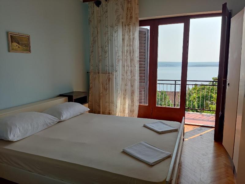4 bedrooms Apartment 50-70m to the Sea Dramalj until 11 people - image 32