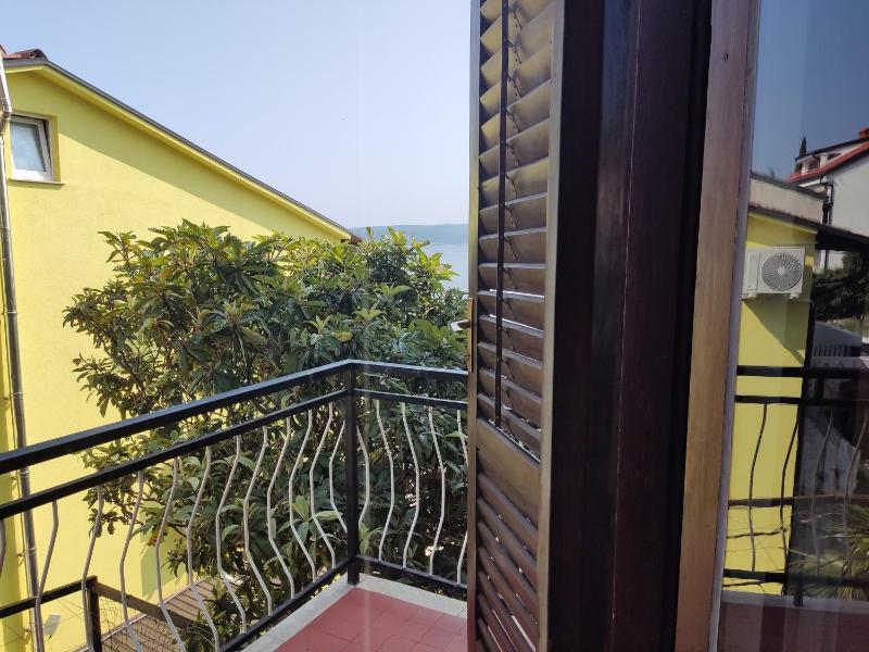 4 bedrooms Apartment 50-70m to the Sea Dramalj until 11 people - image 13