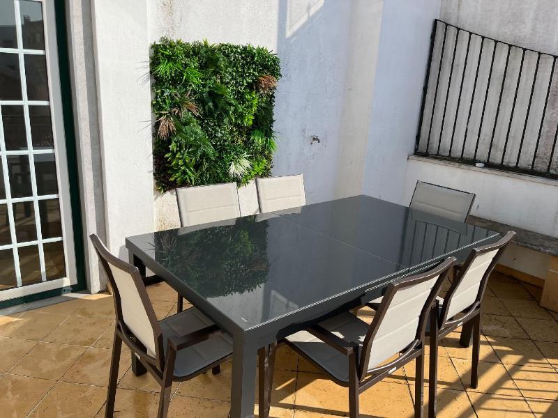 Gomes Freire Terrace - image 18