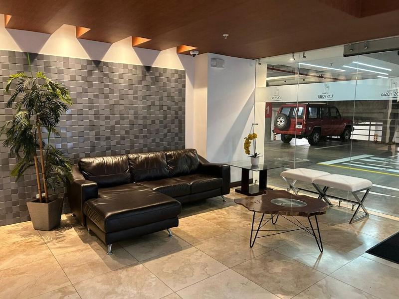 Luxury 1BR Condo Stunning Views - image 16