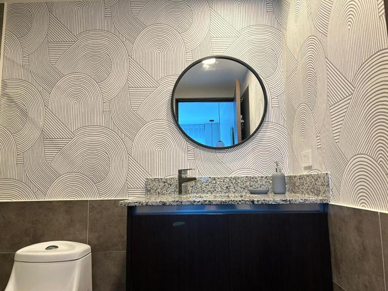 Luxury 1BR Condo Stunning Views - image 10