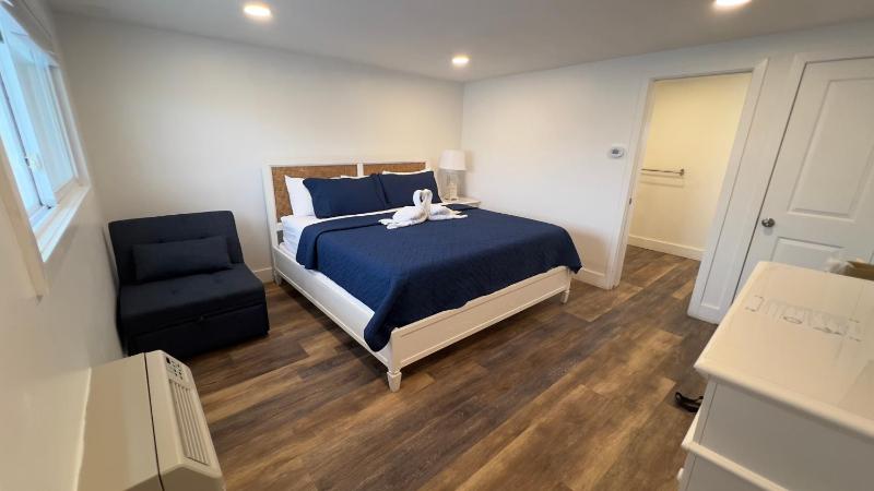 Deluxe Room image 2
