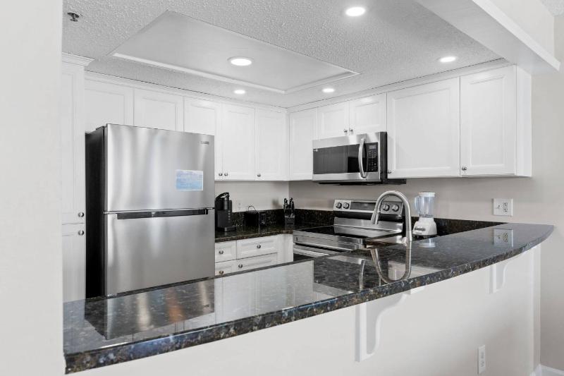 Oceanview 2BR/2BA Condo at Kingston Resort - image 9
